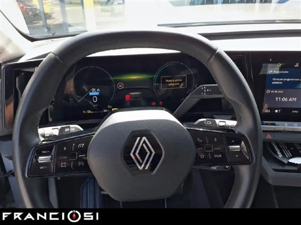 Renault Megane E-Tech Electric usata a Modena (8)