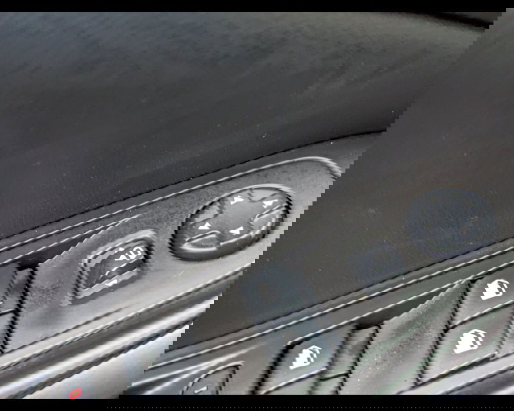 Opel Grandland X usata a Treviso (9)