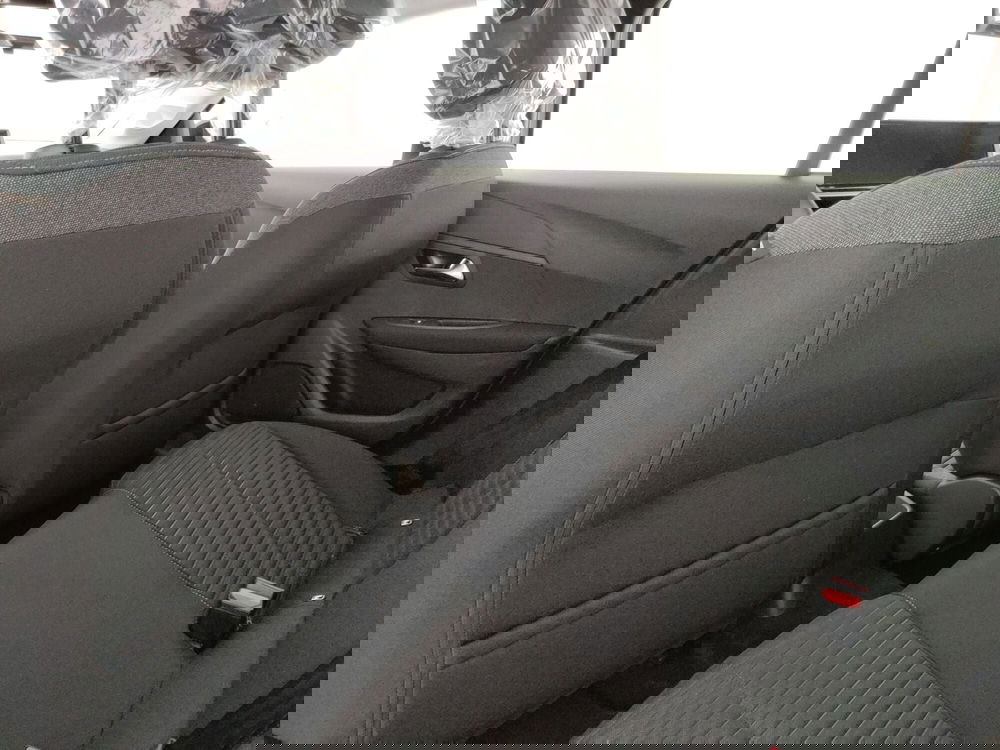 Peugeot 208 nuova a Caserta (20)