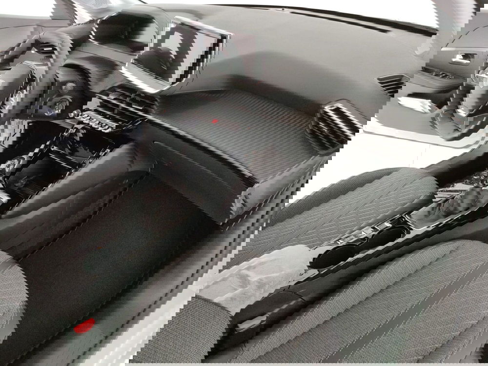 Peugeot 208 nuova a Caserta (12)