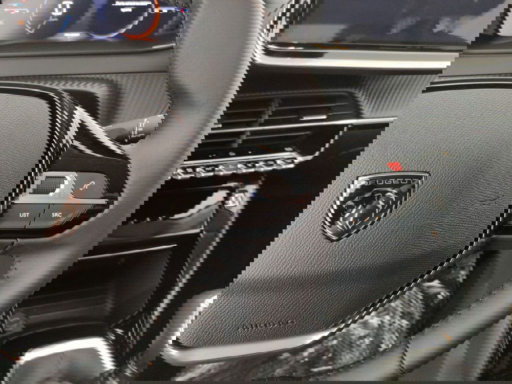 Peugeot 208 nuova a Caserta (20)