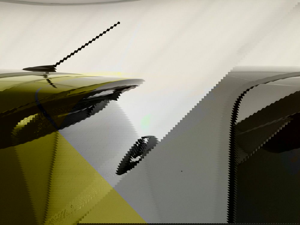 Peugeot 208 nuova a Caserta (18)