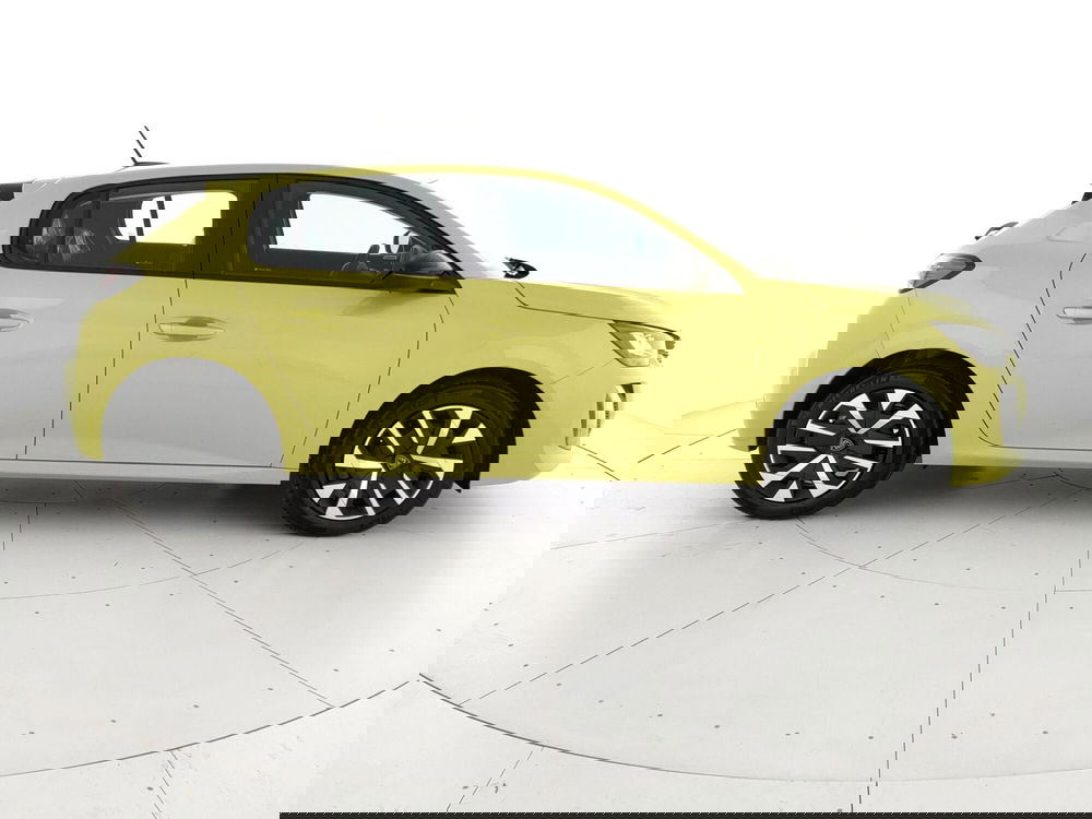 Peugeot 208 nuova a Caserta (4)