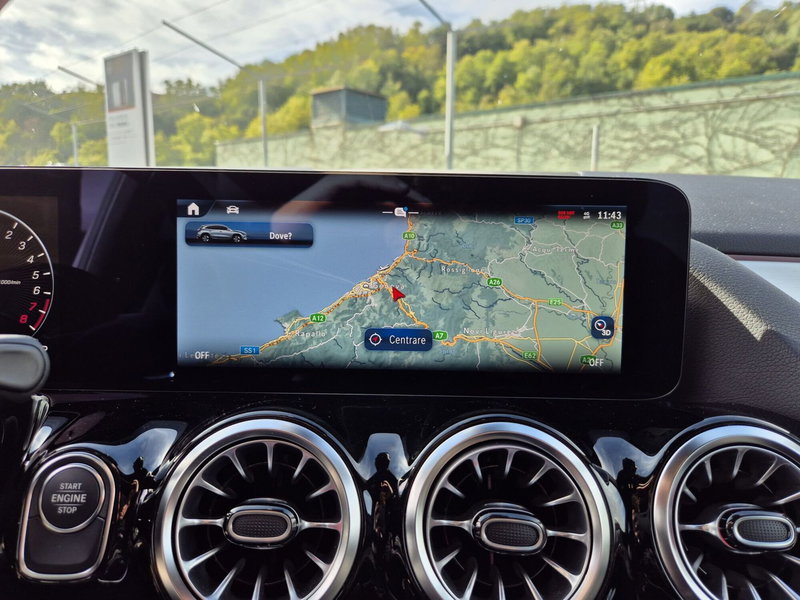 Mercedes-Benz GLA SUV usata a Alessandria (11)