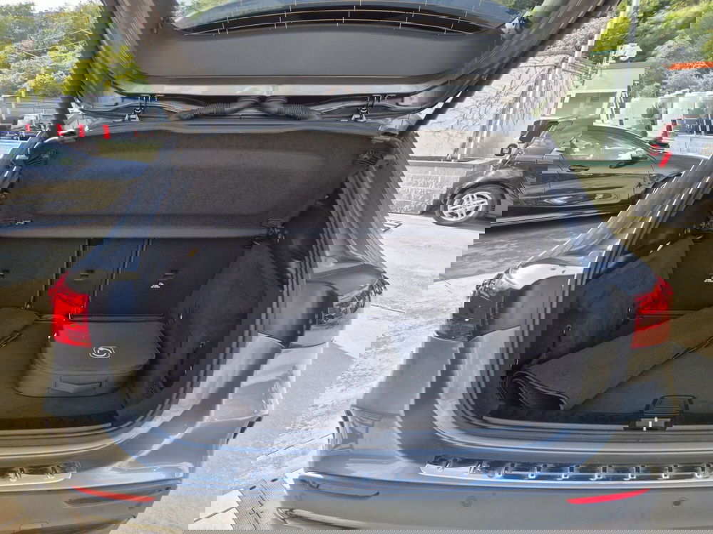 Mercedes-Benz GLA SUV usata a Alessandria (12)