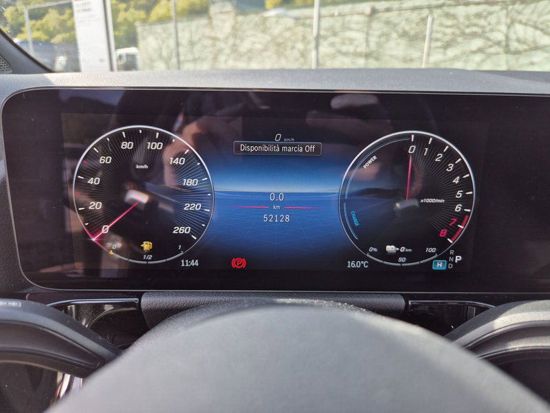 Mercedes-Benz GLA SUV usata a Alessandria (14)