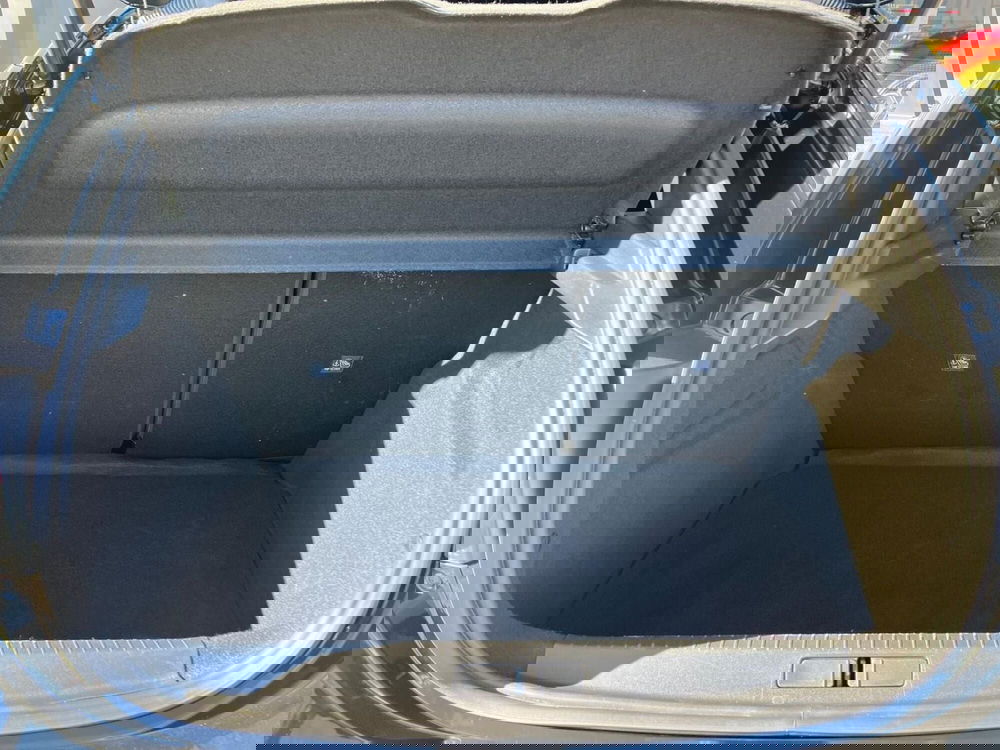 Opel Corsa usata a Milano (10)