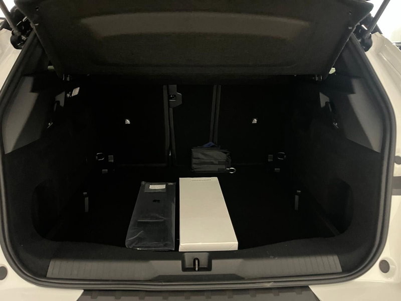 Opel Grandland nuova a Milano (10)