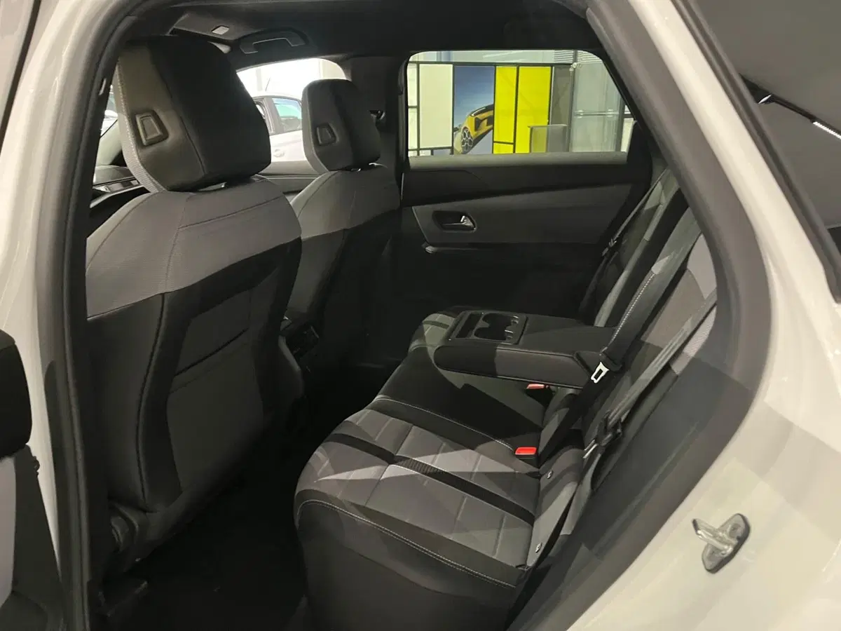 Opel Grandland nuova a Milano (12)