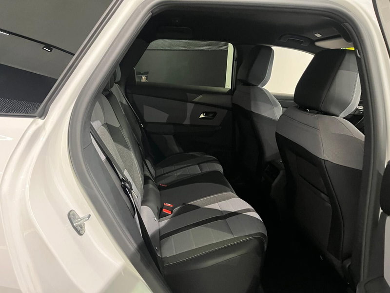 Opel Grandland nuova a Milano (13)