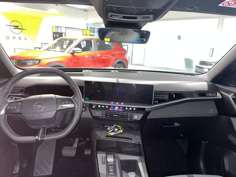 Opel Grandland nuova a Milano (15)