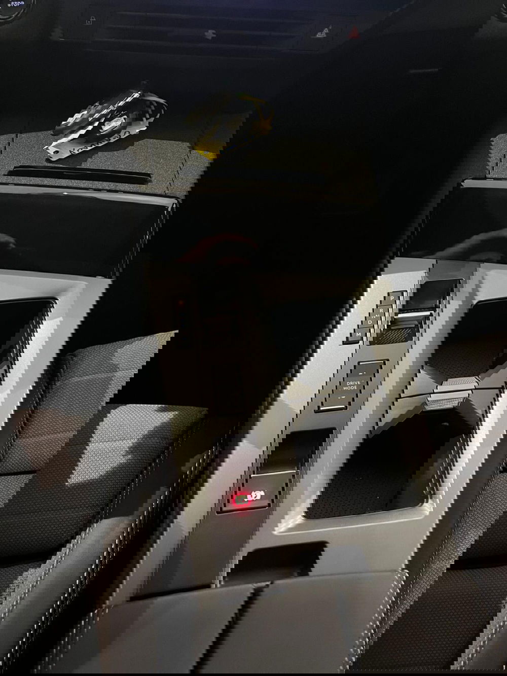 Opel Grandland nuova a Milano (17)