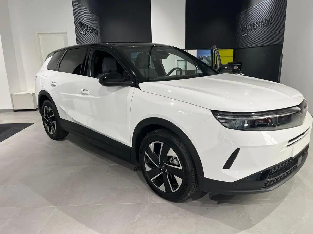 Opel Grandland nuova a Milano (3)