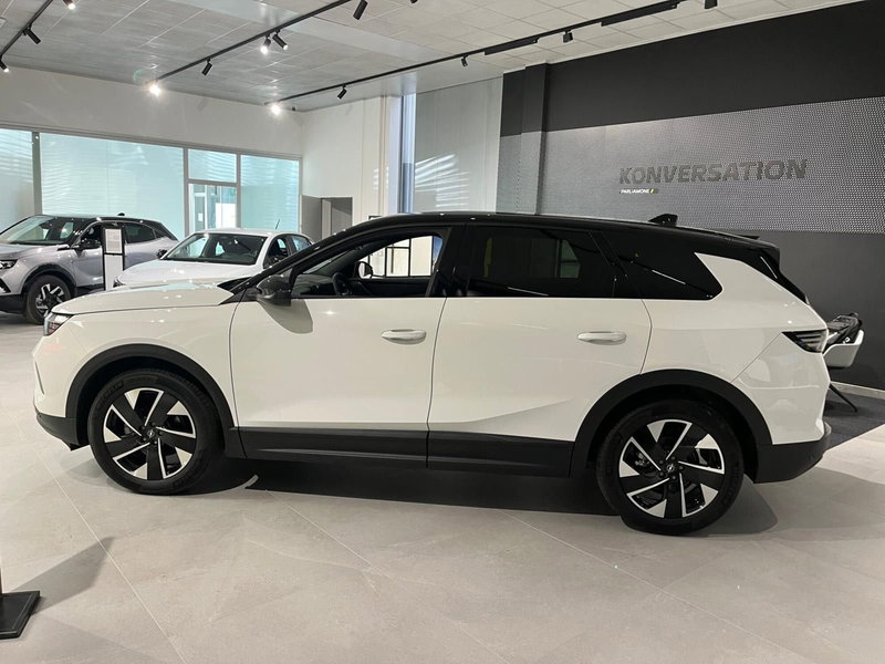 Opel Grandland nuova a Milano (4)