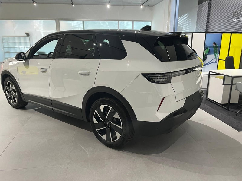 Opel Grandland nuova a Milano (7)