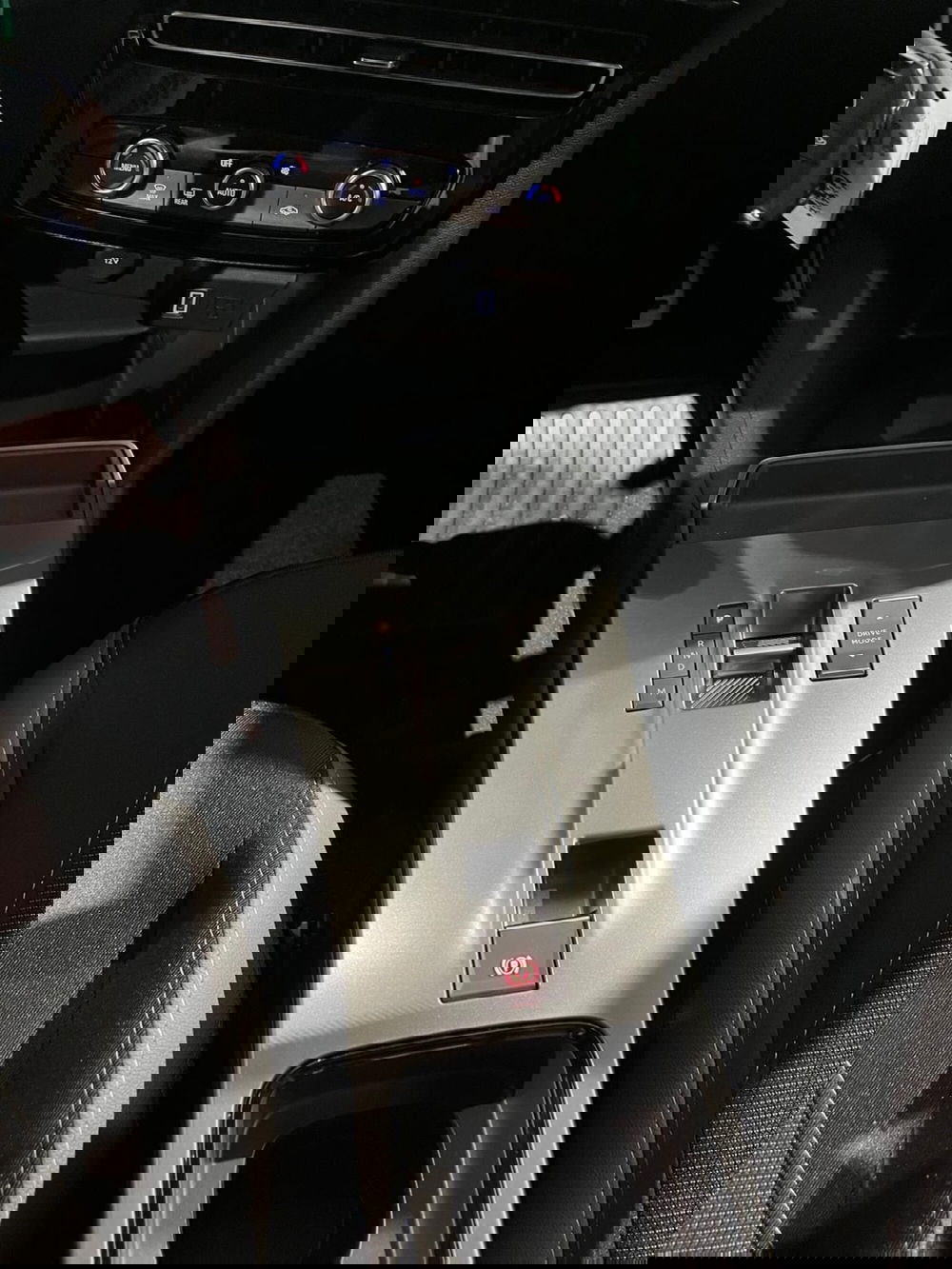 Opel Mokka nuova a Milano (16)