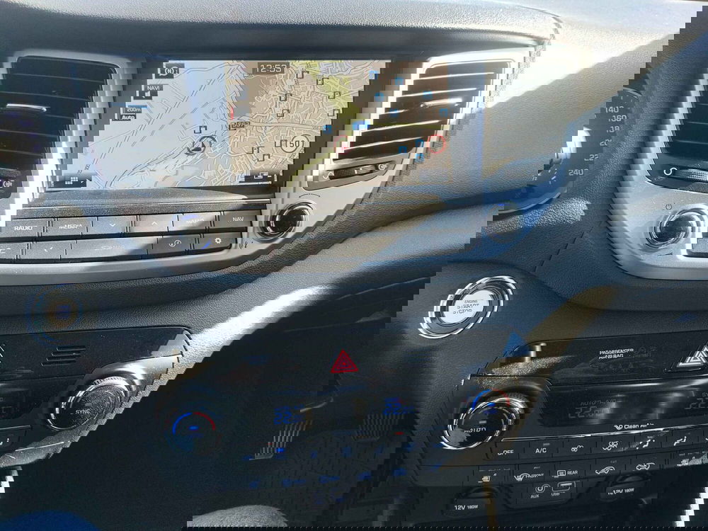 Hyundai Tucson usata a Matera (8)