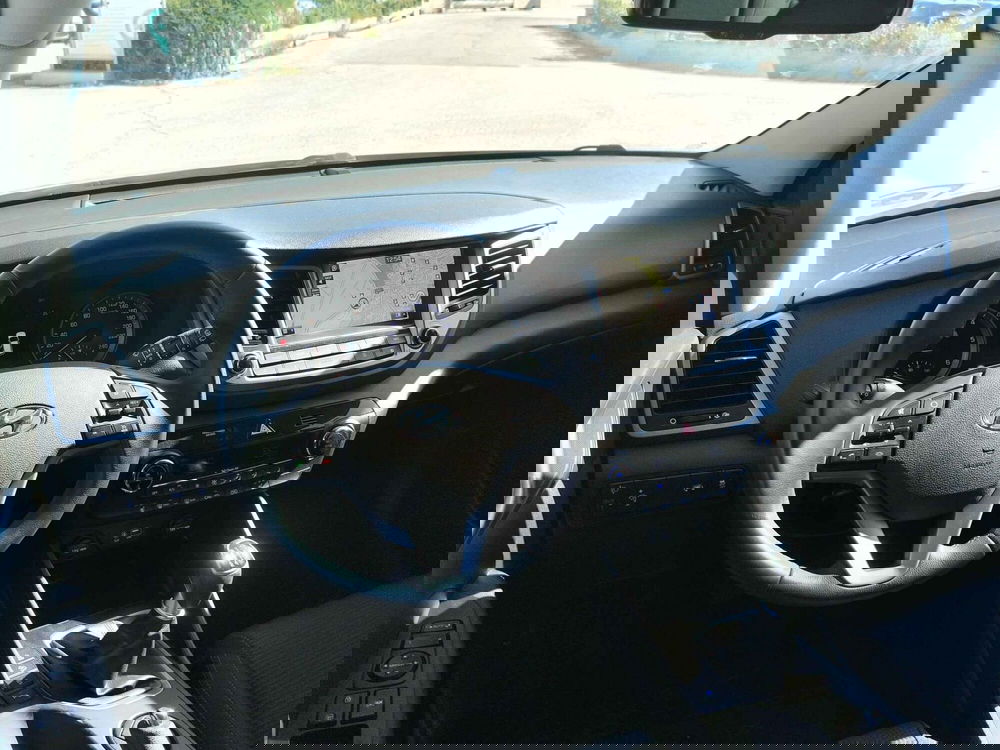 Hyundai Tucson usata a Matera (9)