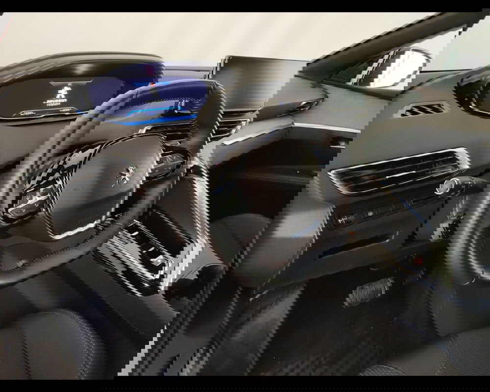 Peugeot 5008 usata a Caserta (11)