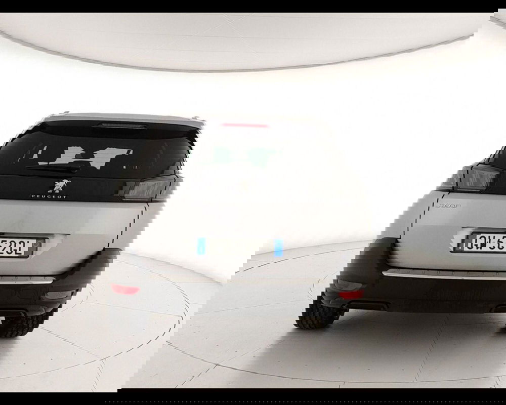 Peugeot 5008 usata a Caserta (3)