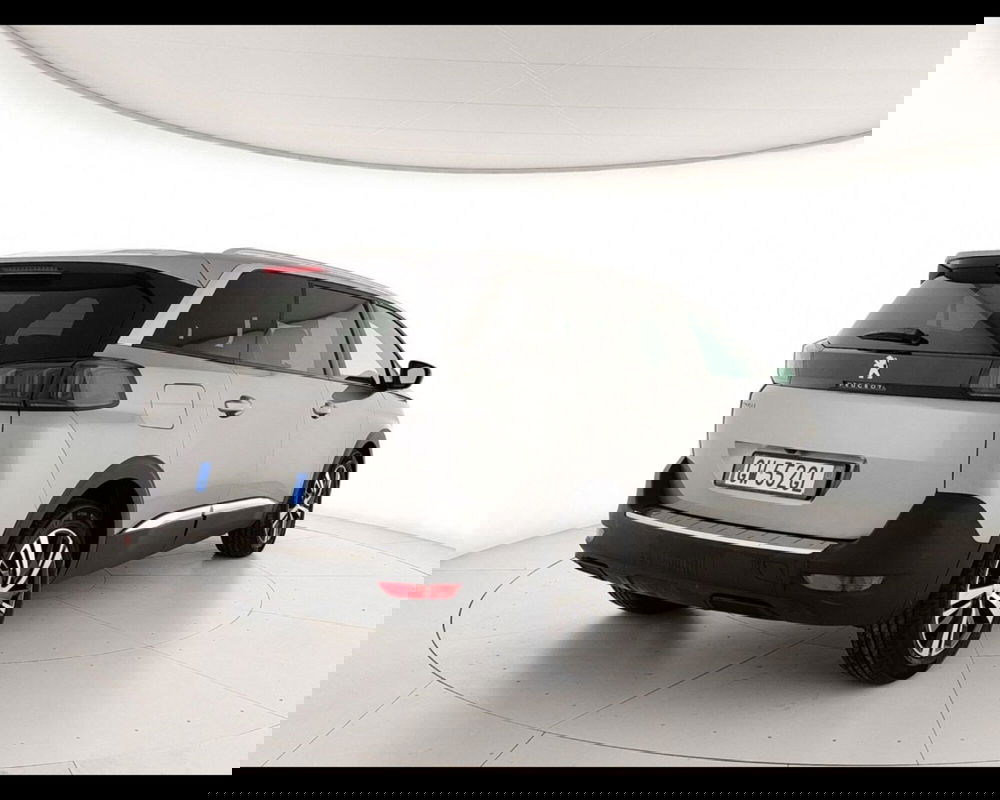 Peugeot 5008 usata a Caserta (4)