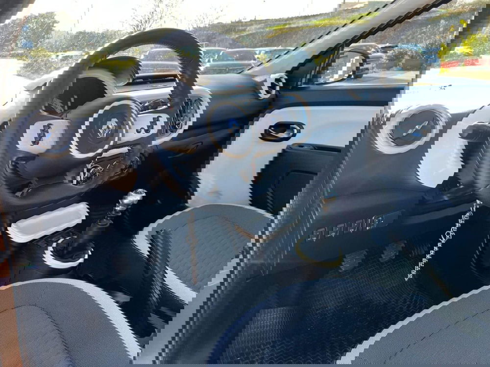 Renault Twingo usata a Matera (11)