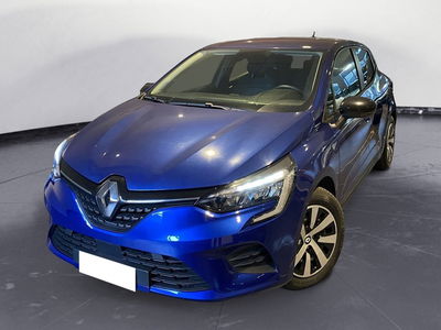 Renault Clio Full Hybrid E-Tech 145 CV 5 porte Equilibre del 2022 usata a Meda