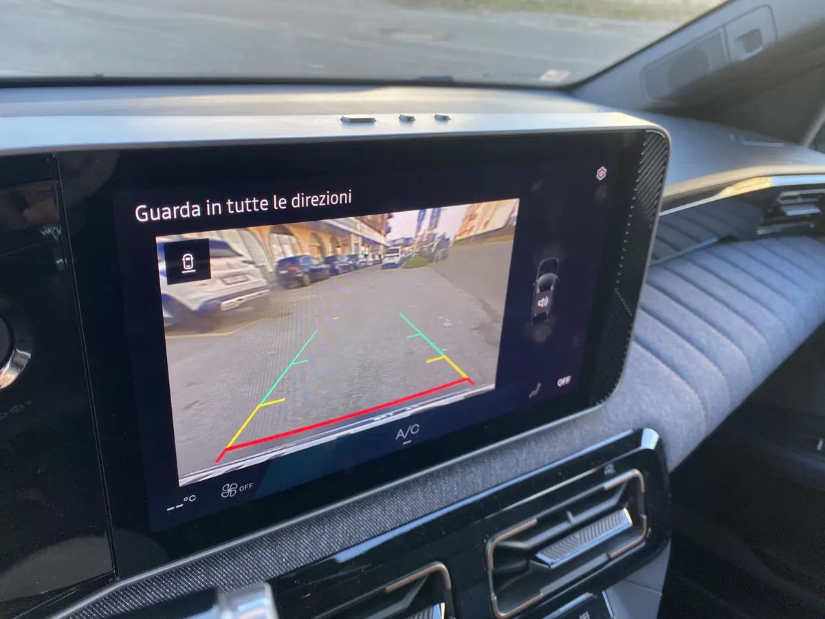 Renault Scenic E-Tech Electric usata a Monza e Brianza (13)