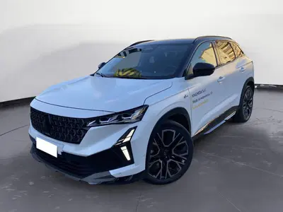 Renault Austral 1.2 full hybrid Esprit Alpine 200cv auto del 2025 usata a Meda