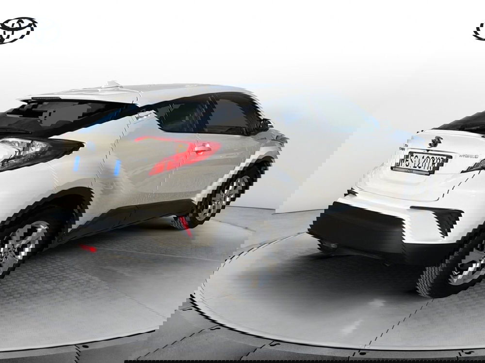 Toyota Toyota C-HR usata a Ragusa (3)