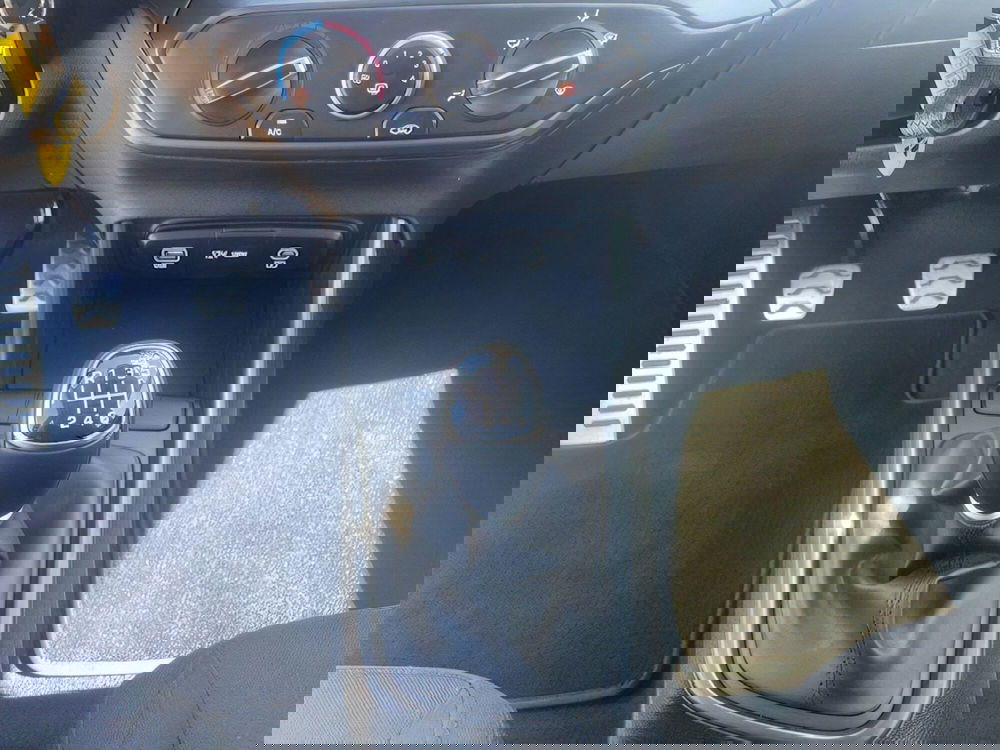 Hyundai Bayon usata a Pistoia (15)