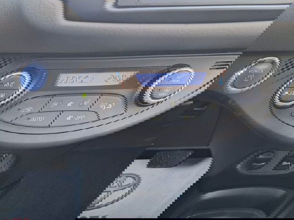 Toyota Yaris usata a Cagliari (18)