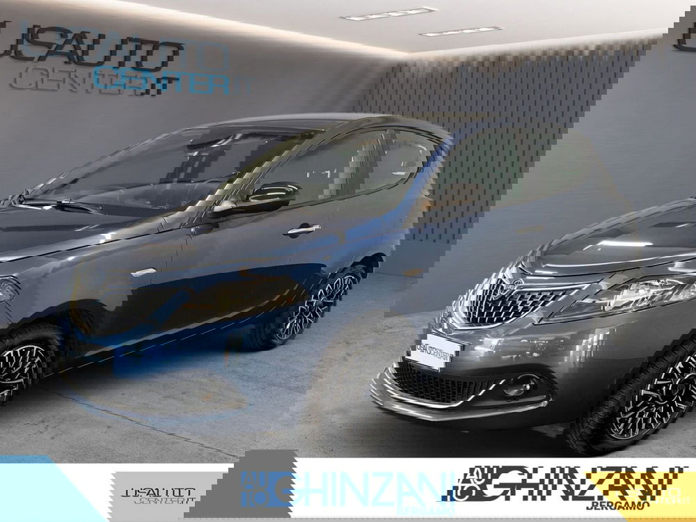 Lancia Ypsilon usata a Bergamo