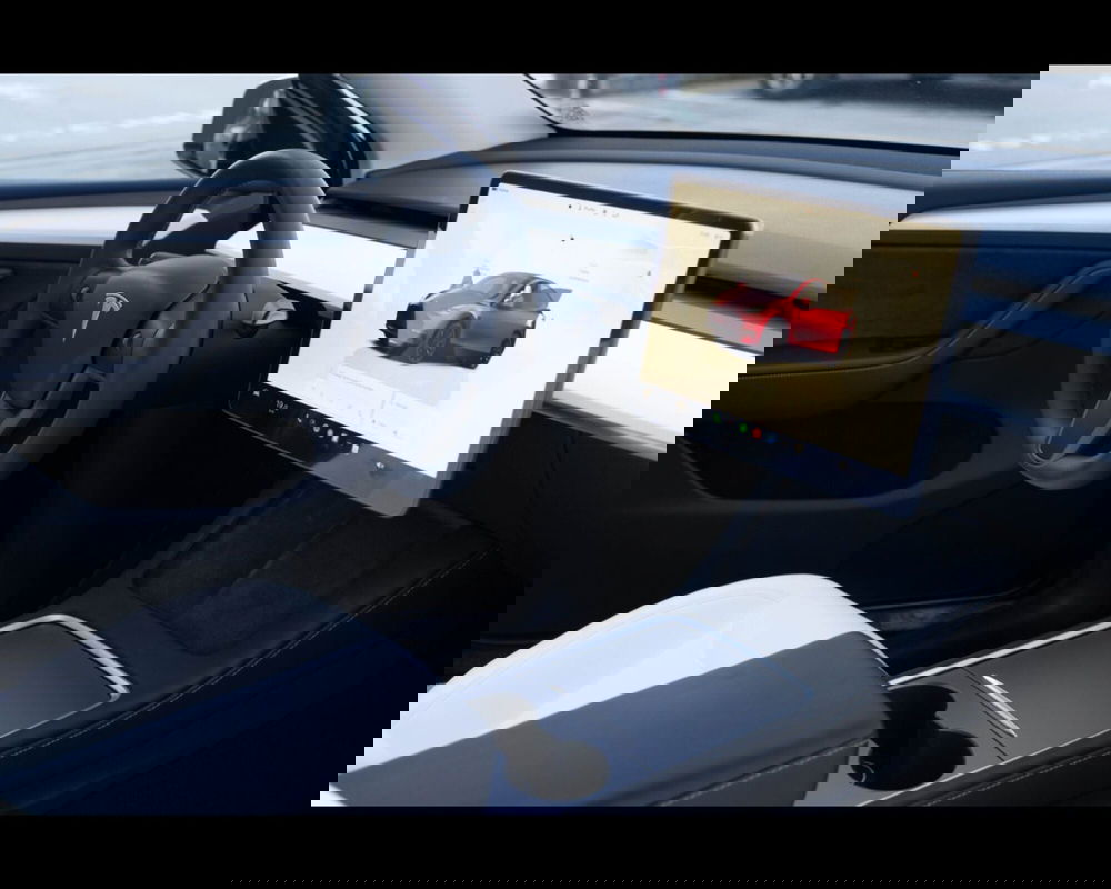 Tesla Model Y usata a Treviso (13)