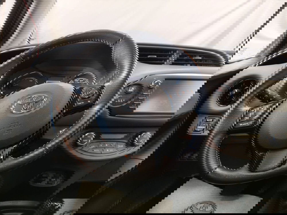 Toyota Yaris usata a Roma (11)