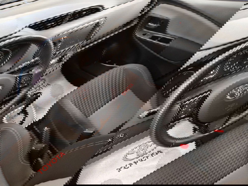 Toyota Yaris usata a Roma (12)