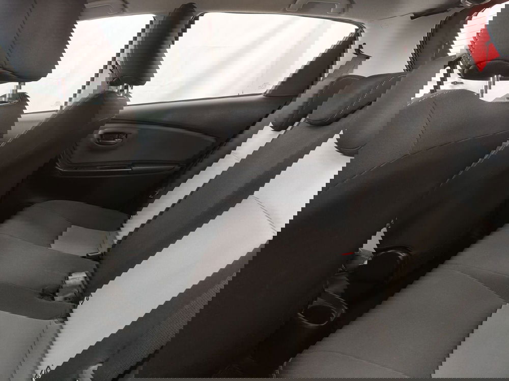 Toyota Yaris usata a Roma (15)