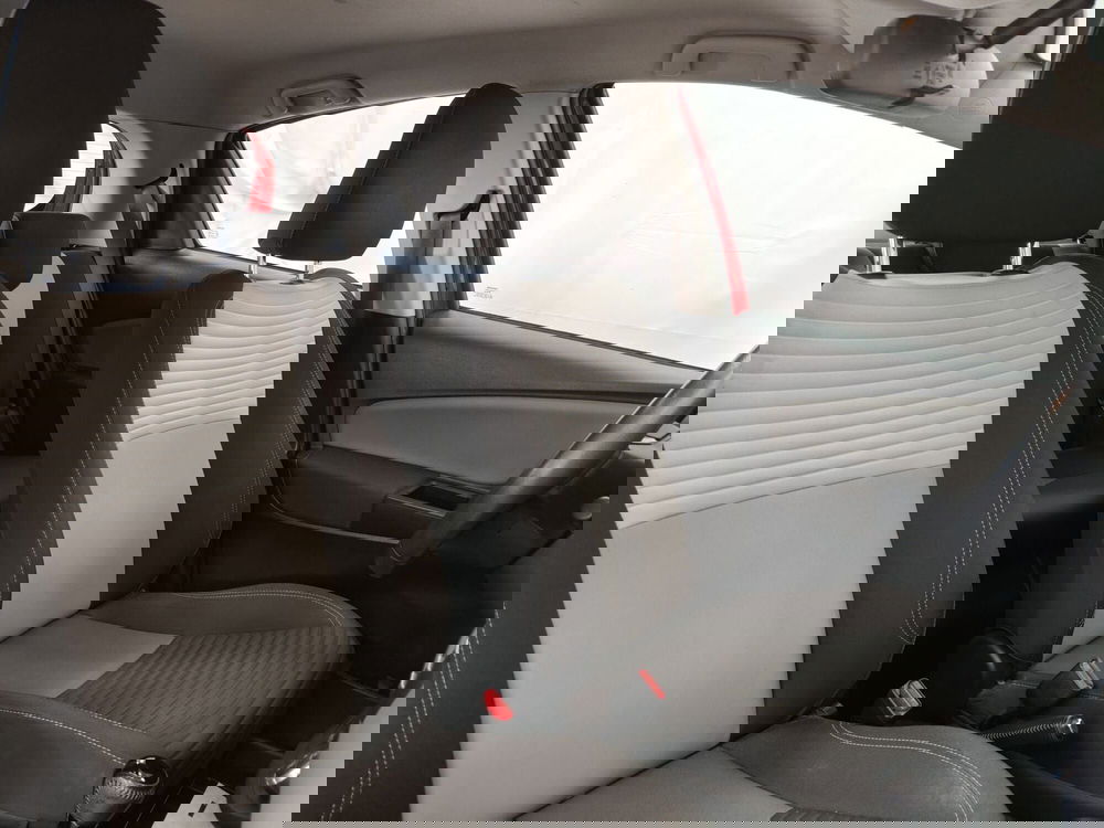 Toyota Yaris usata a Roma (7)