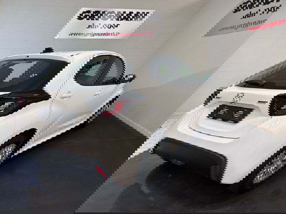 Mazda Mazda2 Hybrid nuova a Pavia (4)