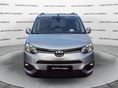 Toyota Proace City Verso City Verso 1.5D 130 CV S&amp;S Short D Luxury del 2020 usata a Imola