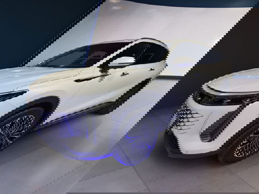 Omoda Omoda 9 SHS-P nuova a Bologna (4)