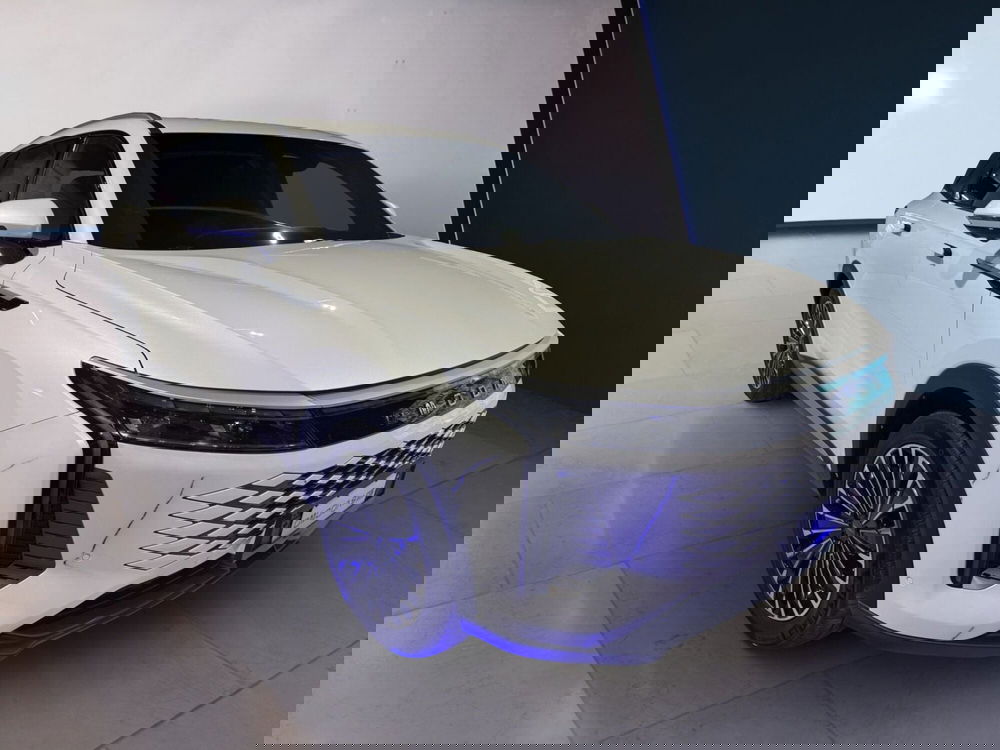 Omoda Omoda 9 SHS-P nuova a Bologna (5)