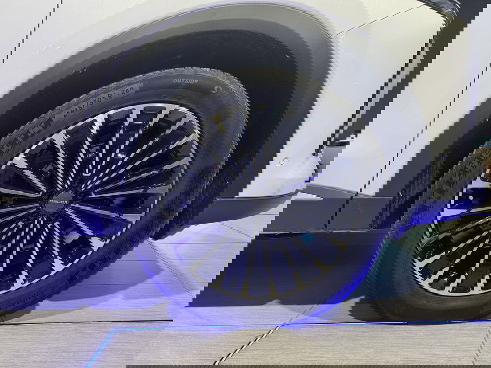 Omoda Omoda 9 SHS-P nuova a Bologna (8)