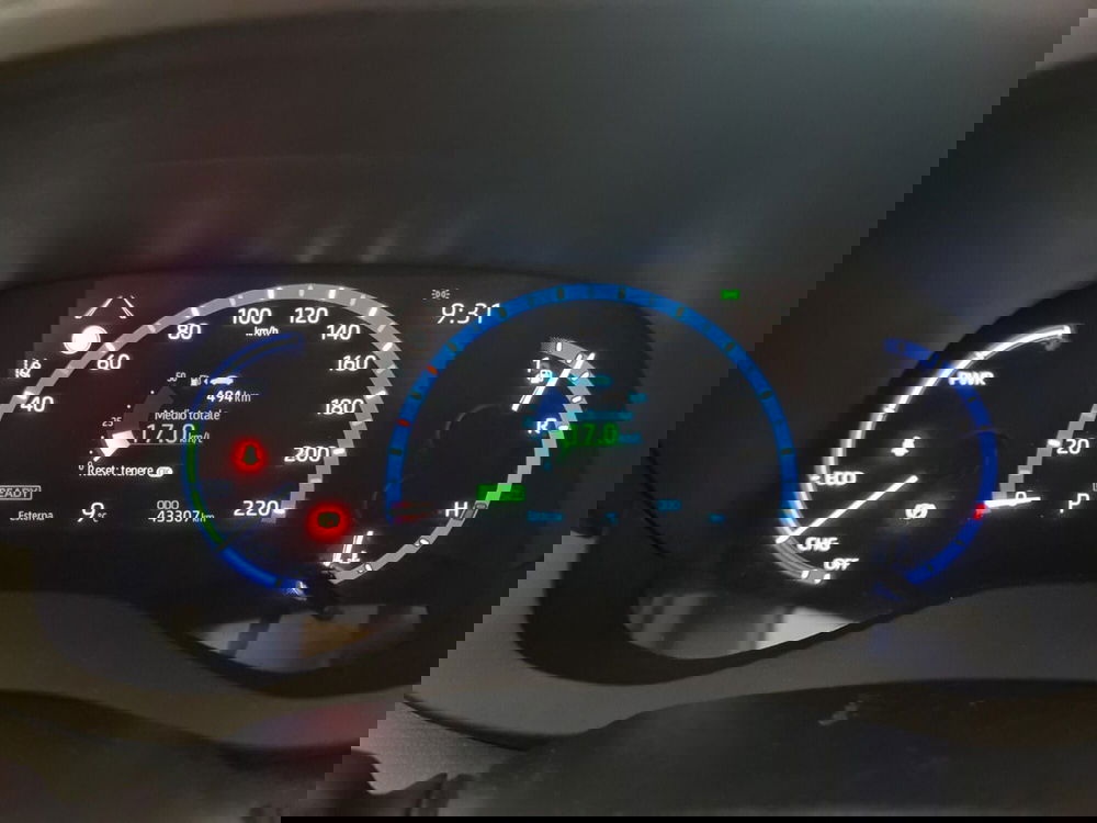 Toyota Yaris Cross usata a Bologna (11)