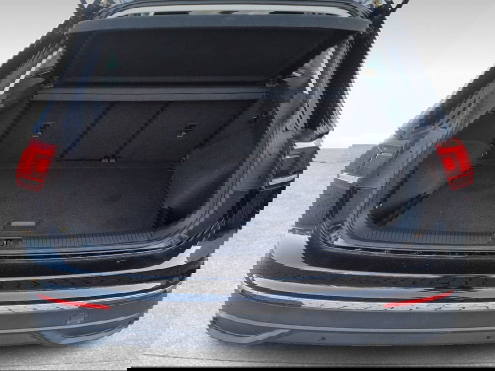 Volkswagen Tiguan usata a Livorno (6)