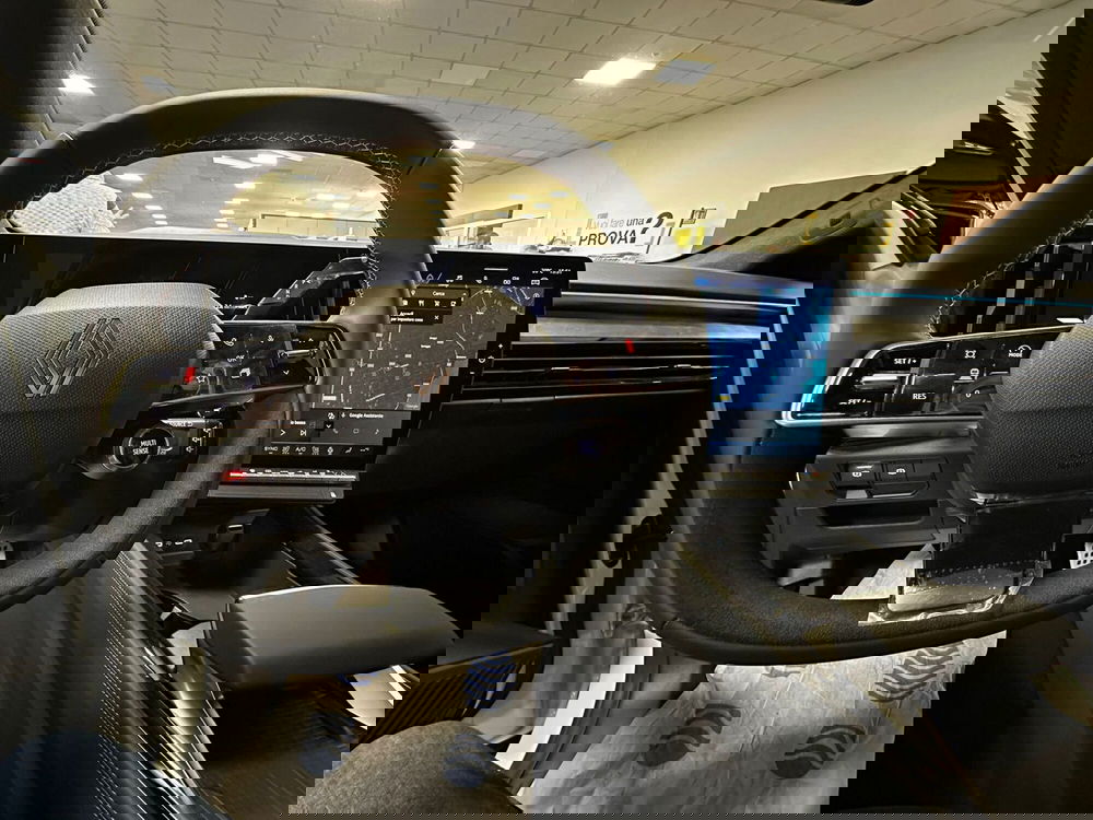 Renault Rafale nuova a Monza e Brianza (10)