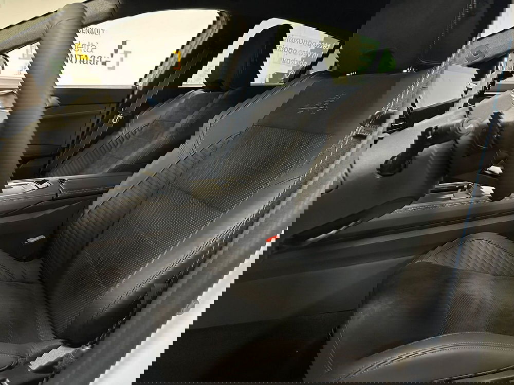 Renault Rafale nuova a Monza e Brianza (8)