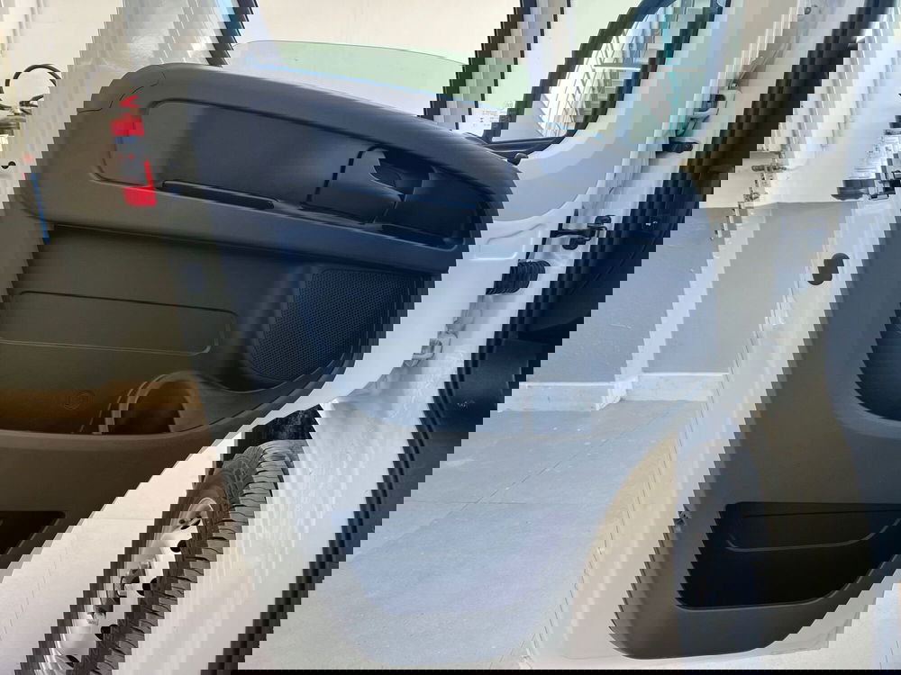 Peugeot Boxer Furgone nuova a Bari (12)