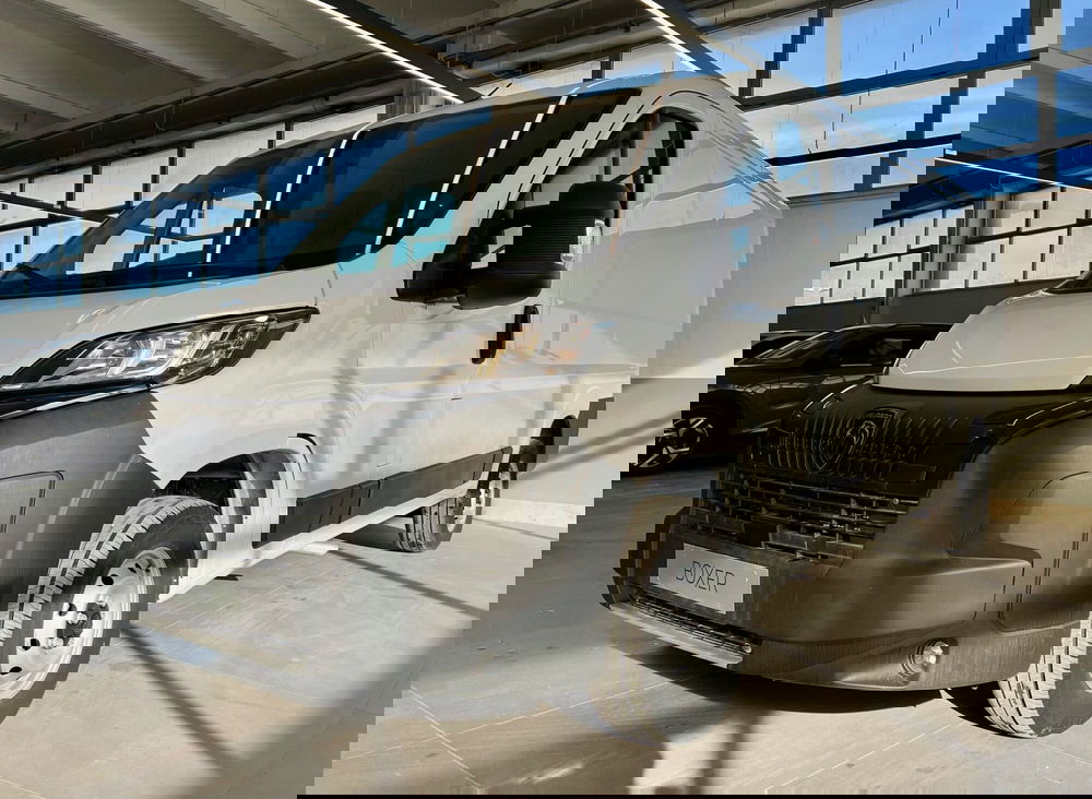 Peugeot Boxer Furgone nuova a Bari (3)