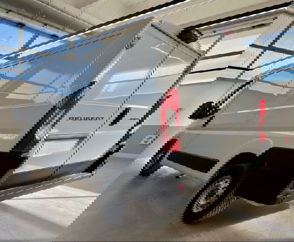 Peugeot Boxer Furgone nuova a Bari (5)
